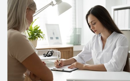 Evlilik, Aile ve Kendini Keşif Yolculuğunda Bir Rehber: Psikolog İrem Bray