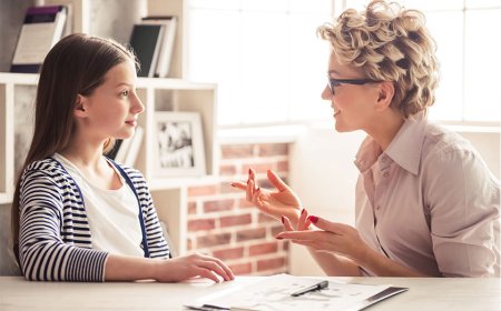 Ergen Zihninin Haritası: Aileler İçin Yol Gösterici Rehber