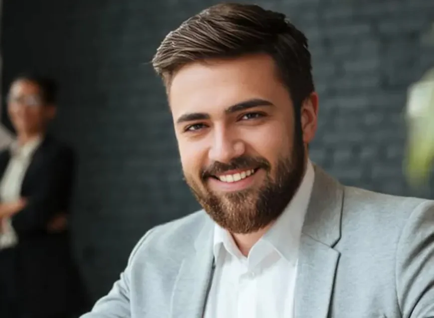 Psikolog Muhammed Fethi Ünüvar Edremit’te danışan kabul ediyor